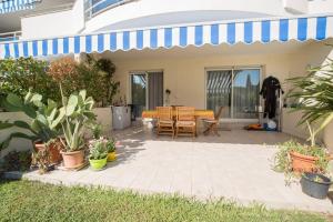 Vonkajšia záhrada v ubytovaní Quiet and cozy 1BR close to beach and all services