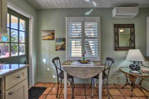Gallery image of Palm Harbor Vacation Rental, Walk to Crystal Beach in Palm Harbor +17 photos