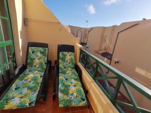 A balcony or terrace at Castillo Mar- Casa Martini