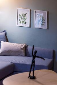A seating area at La Bella - Entire Apartment near Gozsdu udvar