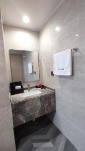Koupelna v ubytování Fan's Hotel- Ormoc