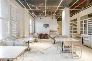 Restaurace v ubytování Hotel Mahadev Residency - Dapode, Bhiwandi