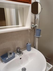 Kúpeľňa v ubytovaní La dimora di Don Vito - Appartamento confortevole