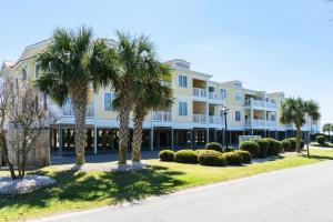 Gallery image of Sea Tales in Oak Island