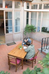 Część wypoczynkowa w obiekcie Soul Backpackers Barcelona