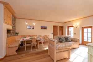 Fotografie z fotogalerie ubytování Chalet Lagusello v destinaci Alleghe + 21 fotografií