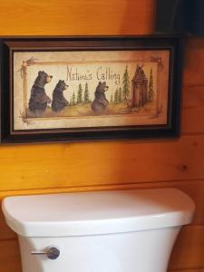 Foto dalla galleria di The Eagle's Nest Treehouse Cabin a Palmer