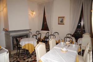 Restaurace v ubytování Alloggi Santa Sofia