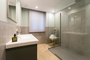 Kúpeľňa v ubytovaní Gran vivienda en la Rambla!