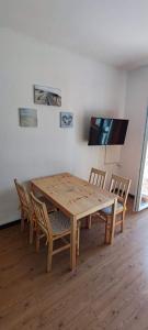 TV a/nebo společenská místnost v ubytování Apartments Berny