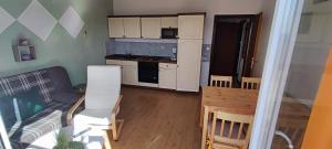 Kuchyň nebo kuchyňský kout v ubytování Apartments Berny