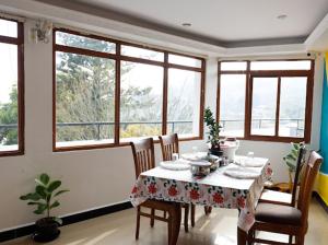Gallery image of Sparkling Hill in Coonoor