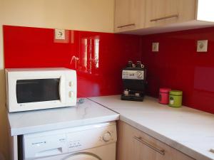 A kitchen or kitchenette at Charming apartment in Halepa!