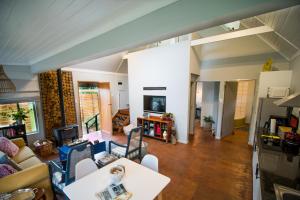 Televiisor ja/või meelelahutuskeskus majutusasutuses Glen Islay Self Catering Cottage