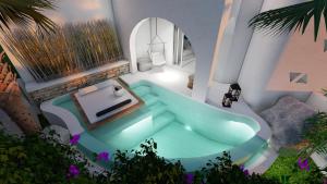 納烏薩的住宿－Zefi Hotel & Suites， ⁇ 染带浴缸的浴室