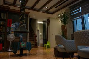 Posezení v ubytování Traveler's Campfire B&B