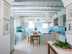 A kitchen or kitchenette at Modern Villa in Paceco with Private Pool