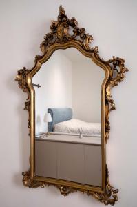 A bed or beds in a room at Home Venice Apartments - Rialto 4