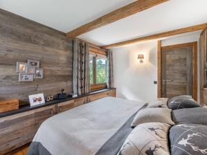 Posteľ alebo postele v izbe v ubytovaní Appartement chaleureux proche pistes de ski et golf à Megève - FR-1-569-67