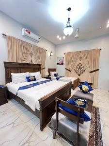 Gallery image of Sea View Inn Guest House in Karachi