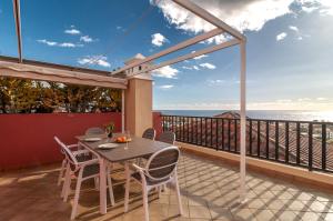 Balkón nebo terasa v ubytování Beautiful 2 Bedroom Penthouse Terrazas Del Duque