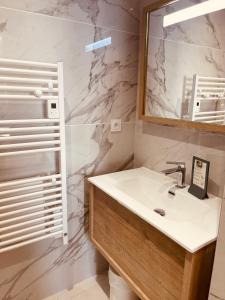 サナリー・シュル・メールにあるホテル レストラン ド ラ トゥールのギャラリーの写真