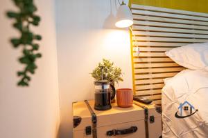 Postel nebo postele na pokoji v ubytování Ironside House, Thrapston king or twin beds, free parking, workspace, corporates, sleeps 8