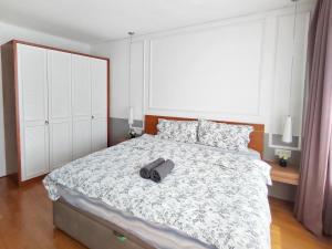 Voodi või voodid majutusasutuse Vortex Suites Free Wi-Fi KL Tower View 中文房东 toas
