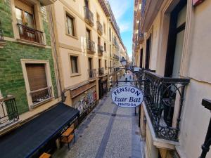 A balcony or terrace at Pension Izar Bat Guesthouse