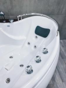 Koupelna v ubytování Aspar Boutique Hotel