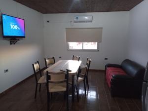 Dining area sa apartment