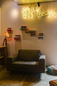 Coin salon dans l'établissement ClinkMama
