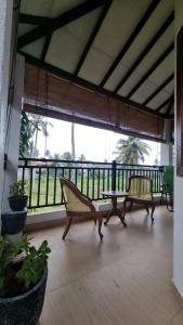 Φωτογραφία από το άλμπουμ του Ralph recedency σε Kochchikade