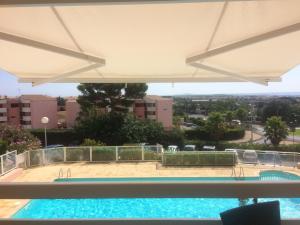 A piscina em ou perto de Appartement Sète, 2 pièces, 4 personnes - FR-1-338-46