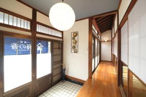 Fotografie z fotogalerie ubytování 釣りスポットの松部漁港まで徒歩1分-ファミリー&釣り好きに大人気の宿 v destinaci Kacuura