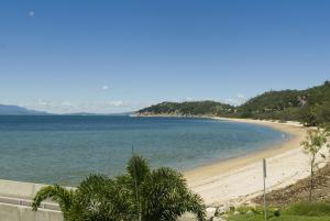 Gallery image of Magnetic Docks Townhouse 1 in Nelly Bay