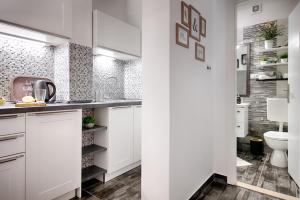 Koupelna v ubytování Apartments Dubra + 37 fotografií