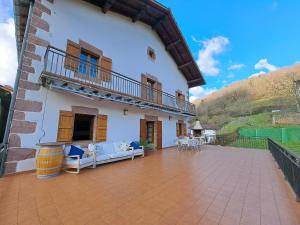 The building in which the holiday home is located
