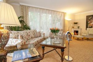 Χώρος καθιστικού στο Hotel Blinkfüer