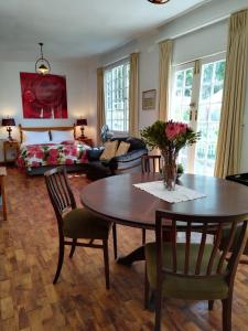 Dining area sa apartment