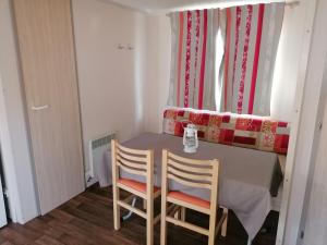 Zdjęcie z galerii obiektu Mobil-home en camargue w mieście Le Grau-du-Roi