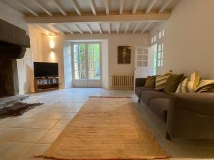 Posezení v ubytování Hübsches Landhaus der Familie mit eigenem Garten