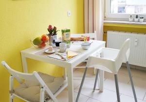 Fotografie z fotogalerie ubytování Großes Apartment perfekt für Familien - Gästecard inklusive v destinaci Friedrichshafen