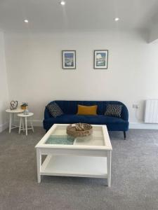 Seating area sa Sunny Corner - lovely 2 bedroom appt