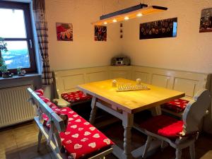 Posezení v ubytování Ferienwohnung Fernblick Breitenberg + 10 fotografií