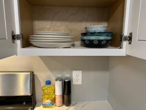 Nhà bếp/bếp nhỏ tại J2 Pleasant Queens Size room near St. Peter's hospital & New Brunswick Downtown