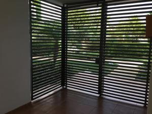 Zdjęcie z galerii obiektu Alcazaba Blue Lagoon 3 bedroom, Ground floor Apartment w mieście Estepona