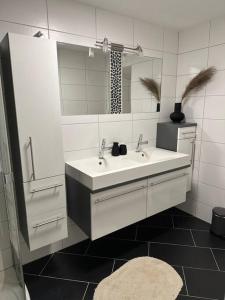 Ένα μπάνιο στο Appartement der Bürgerbote zur Hohen Salve +11 φωτογραφίες