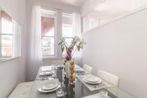 Foto da galeria de Parc Avenue Residences Mile End em Montreal