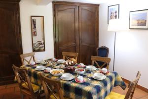 Jídlo v bed and breakfast nebo okolí